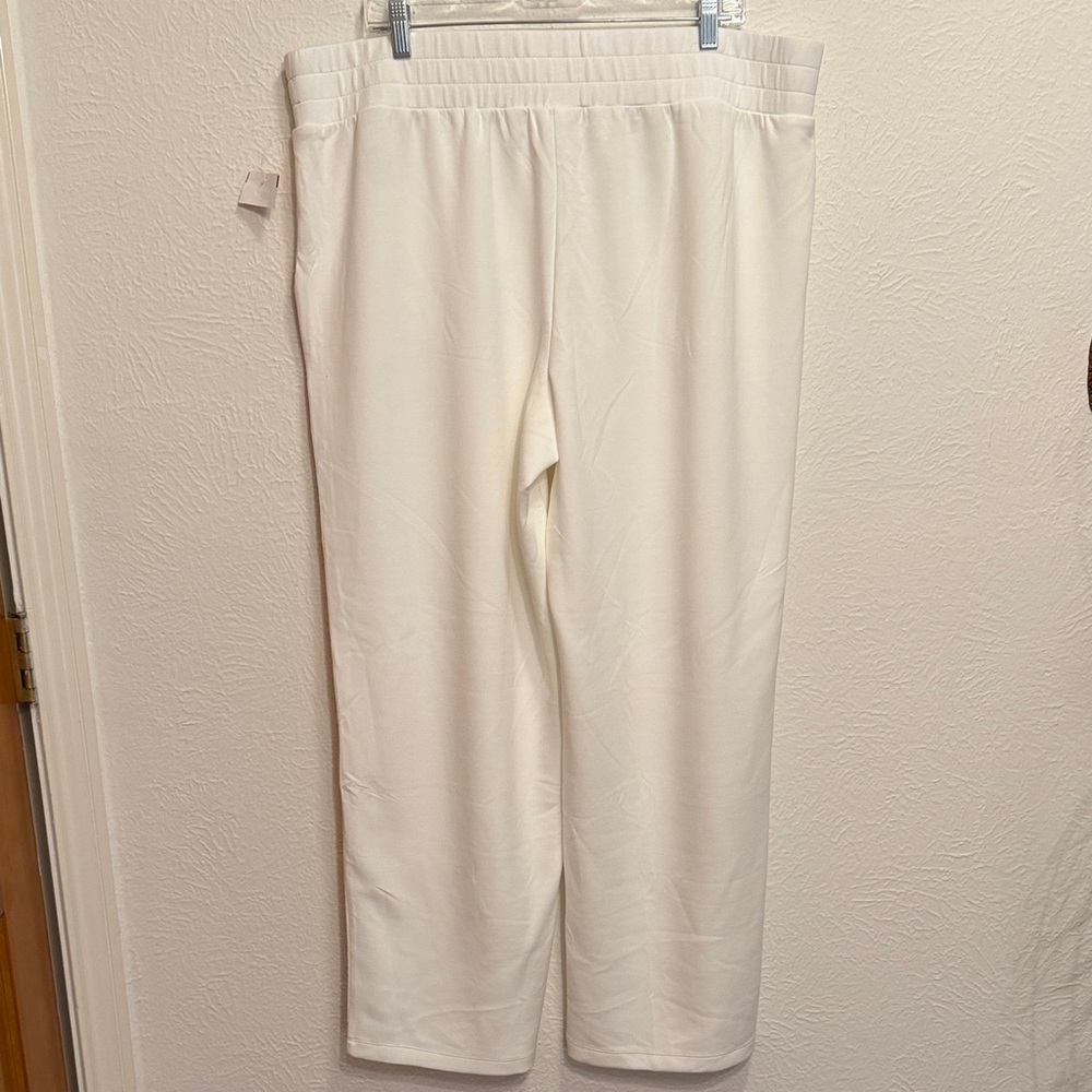 πββοΈπββοΈπββοΈBOGOHOπββοΈπββοΈπββοΈCream Wide-Leg Lounge Pants with Gold Side Stripe - Picture 8 of 12